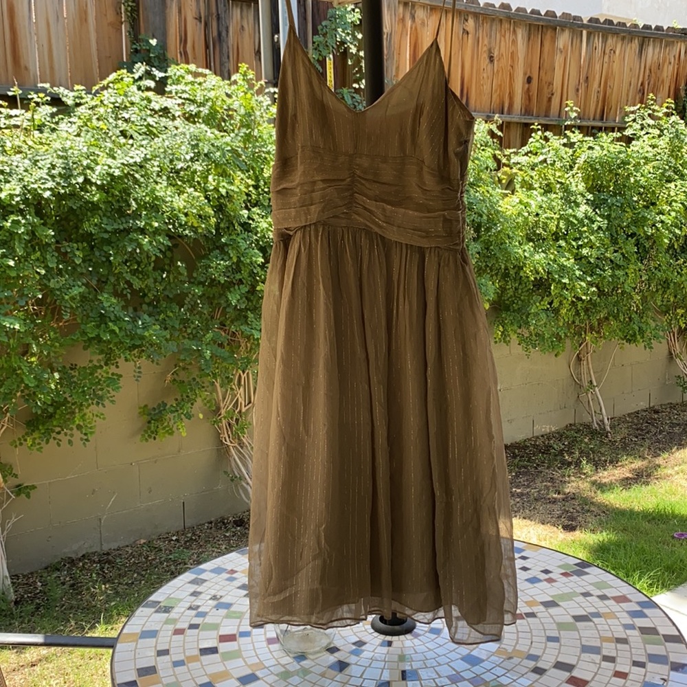 MIDI Dress Size 6 light Brown Gold Pattern Vintage